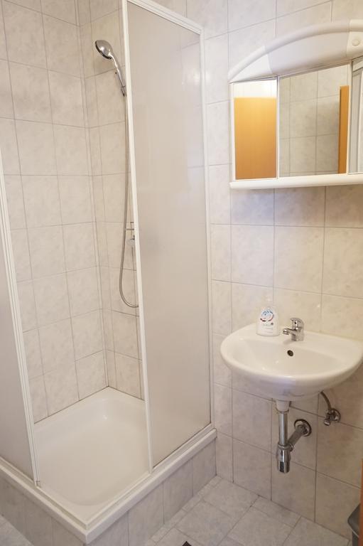 Roccos Raum Hotel Kapfenberg Luaran gambar